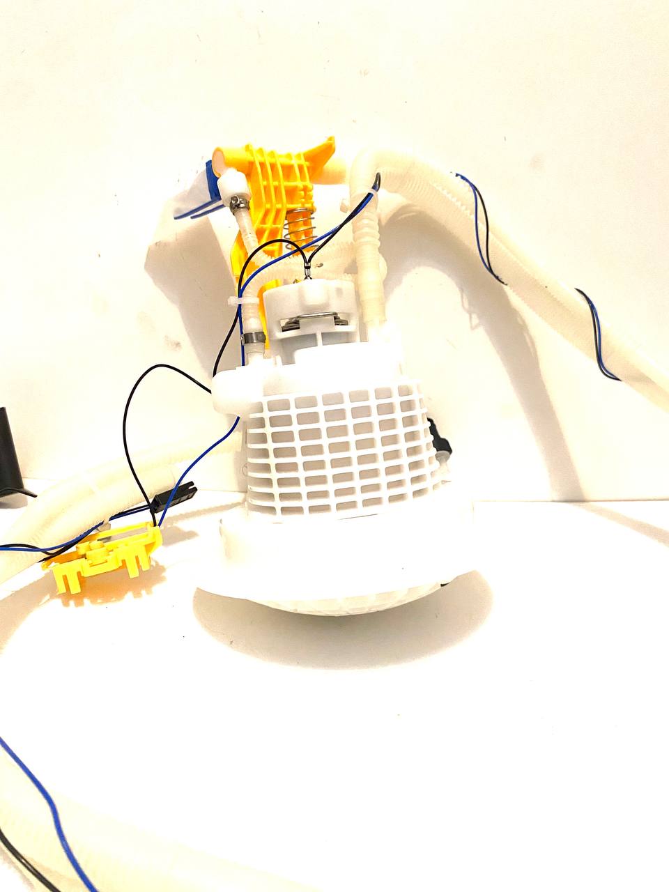 Фильтр топливный A1644700290