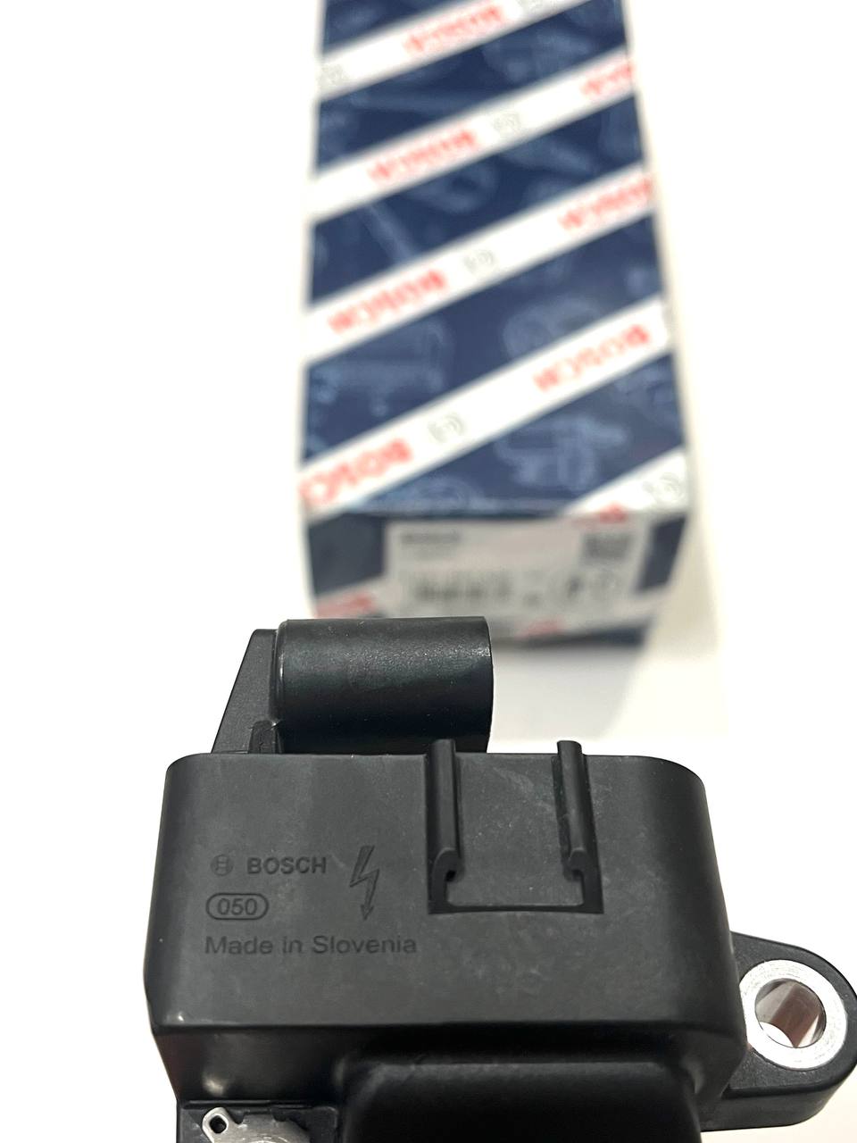 Катушка зажигания Bosch 0221604036 — изображение 2