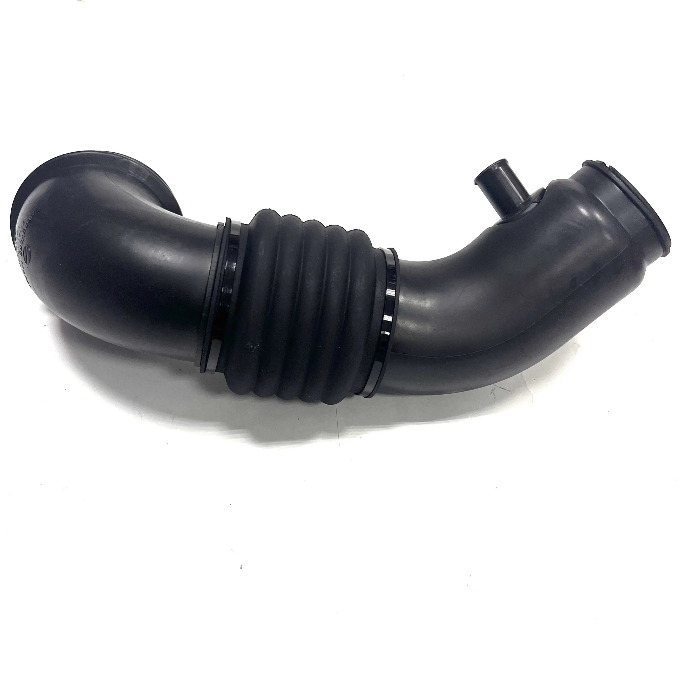 Патрубок воздушного фильтра SsangYong 2372109063 — изображение 3